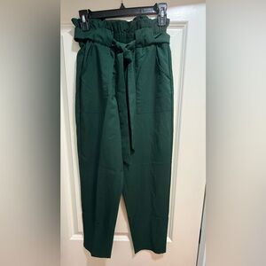 Freeprance woman’s Green Pants with Pockets